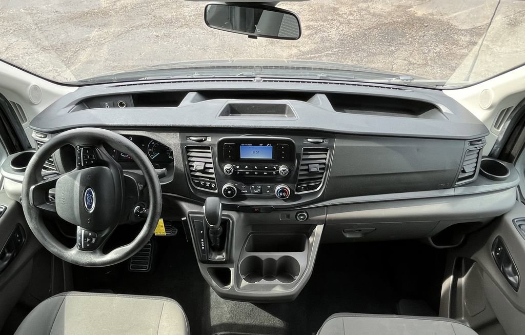Used 2021 Ford Transit 350 XLT image 17