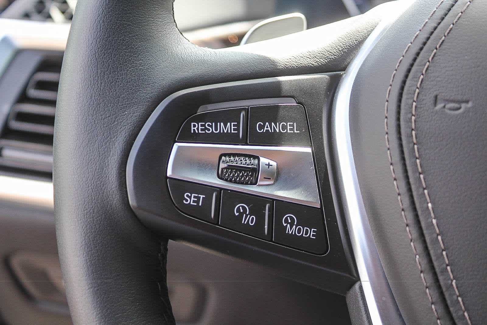 Used 2026 BMW X5 xDrive40i AWD/4WD image 22