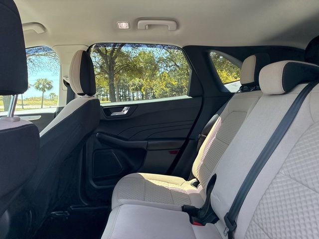 Used 2021 Ford Escape SE image 22