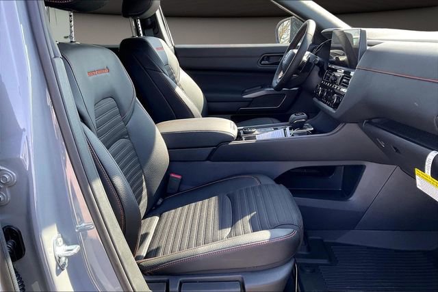 New 2026 Nissan Pathfinder Rock Creek image 11