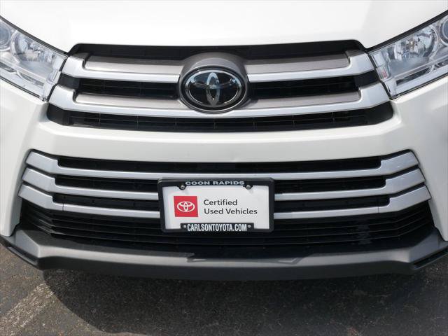 Certified 2019 Toyota Highlander XLE AWD/4WD image 9