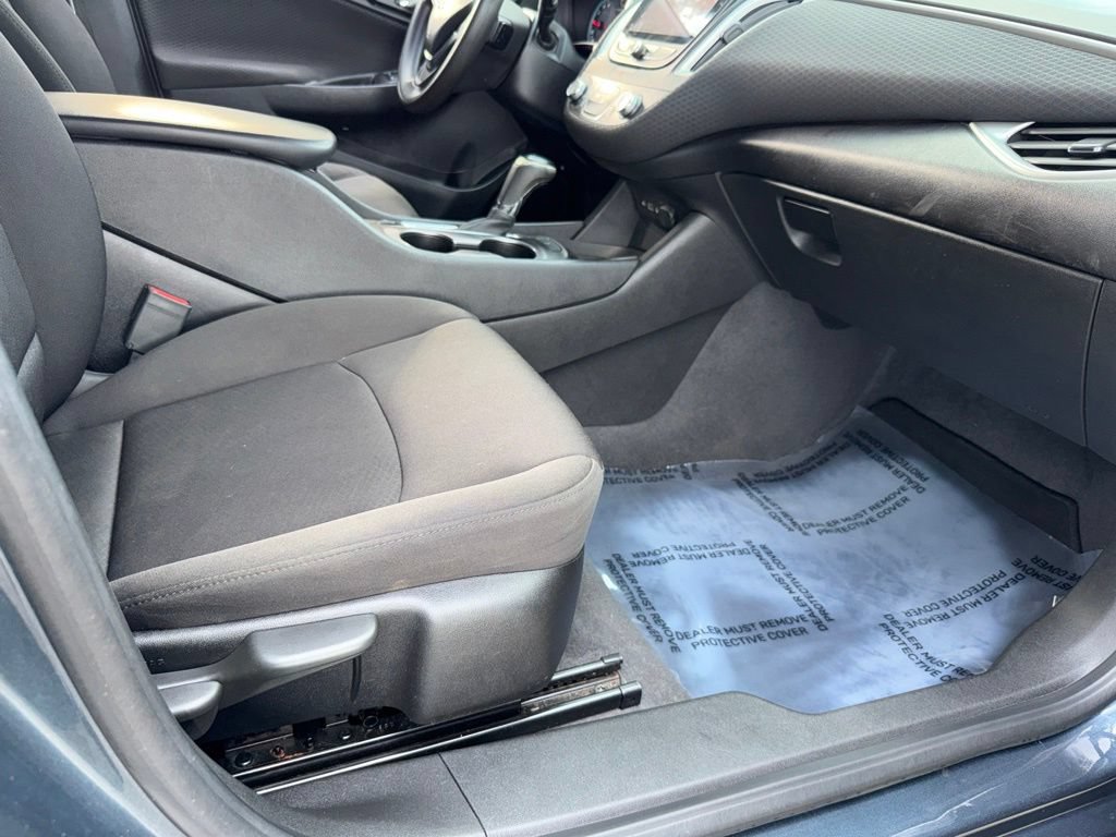 Used 2019 Chevrolet Malibu LS FWD image 19