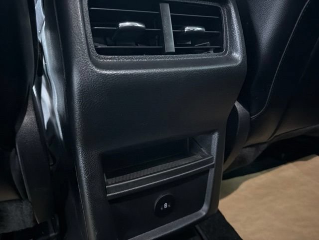 Used 2023 Ford Edge SEL AWD/4WD image 27