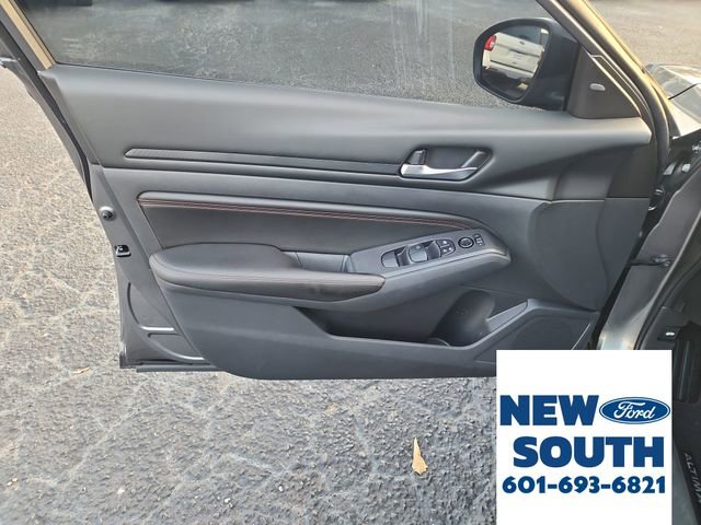 Used 2022 Nissan Altima 2.5 SR image 10