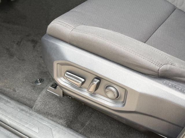 Used 2026 Toyota Tundra SR5 w/ SR5 Convenience Package AWD/4WD image 23