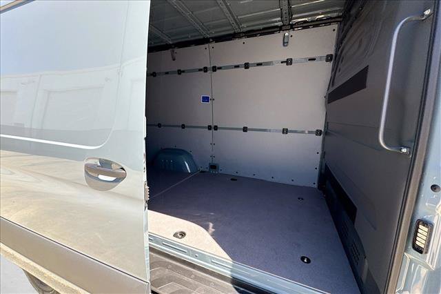 New 2026 Mercedes-Benz Sprinter 2500 image 22