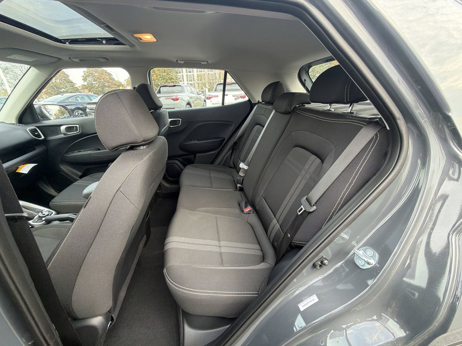 Used 2026 Hyundai Venue SEL FWD image 25