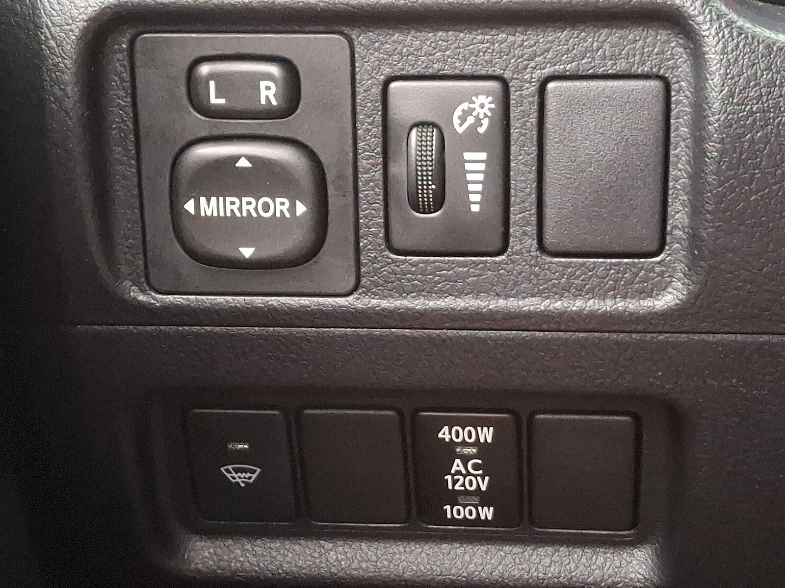 Used 2019 Toyota 4Runner TRD Off-Road AWD/4WD image 23