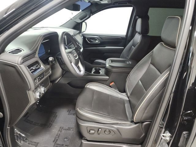 Used 2023 GMC Yukon XL SLT AWD/4WD image 22