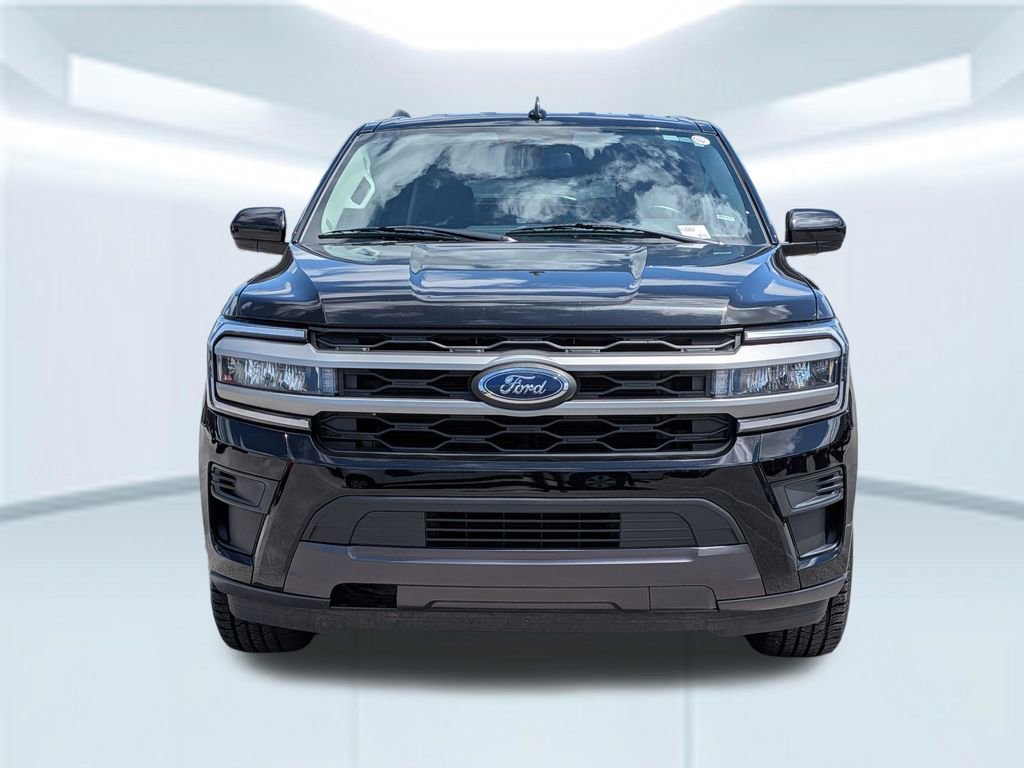 Used 2024 Ford Expedition XLT AWD/4WD image 10