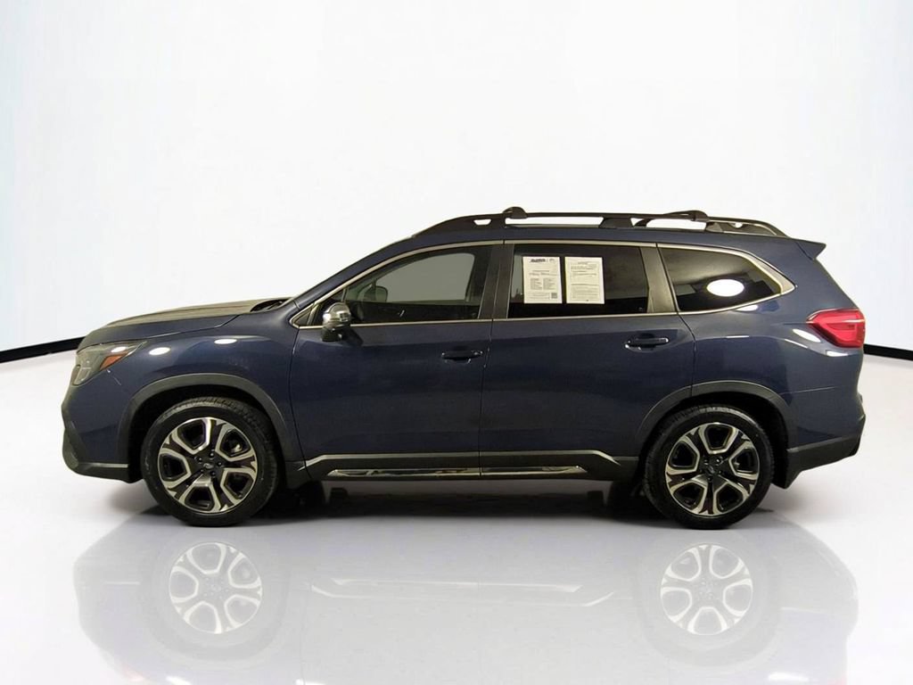 Used 2023 Subaru Ascent Limited w/ Technology Package AWD/4WD image 8