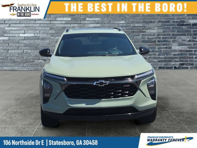 Used 2024 Chevrolet Trax RS w/ Sunroof Package FWD image 8