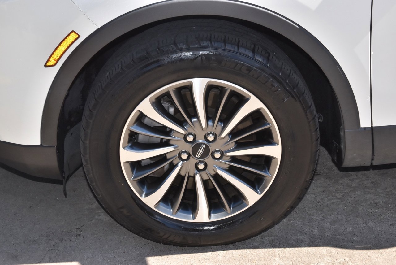 Used 2022 Lincoln Nautilus FWD w/ Premium Package image 36