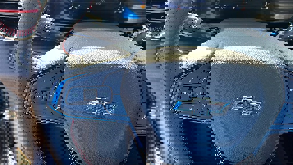 New 2026 Chevrolet Trax RS w/ Sunroof Package image 21