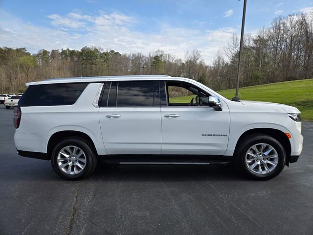 Used 2023 Chevrolet Suburban Premier image 8