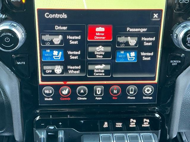 Used 2020 RAM 1500 Laramie image 15