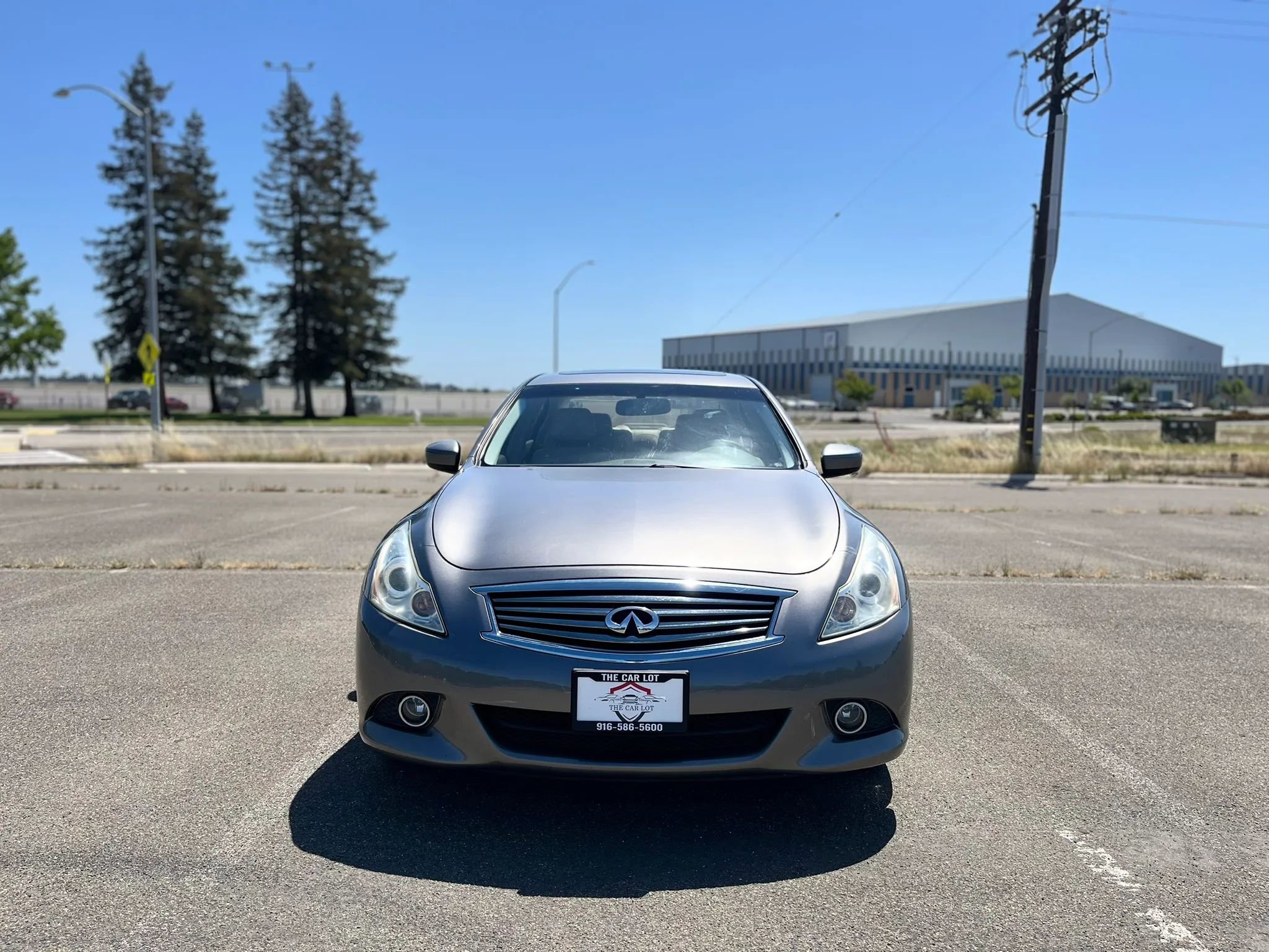 Used 2013 INFINITI G37 Journey w/ Premium Pkg RWD image 2