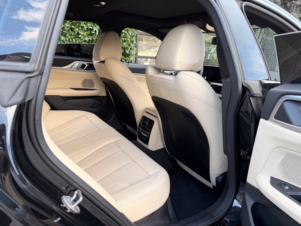 Used 2025 BMW i4 eDrive40 RWD image 38