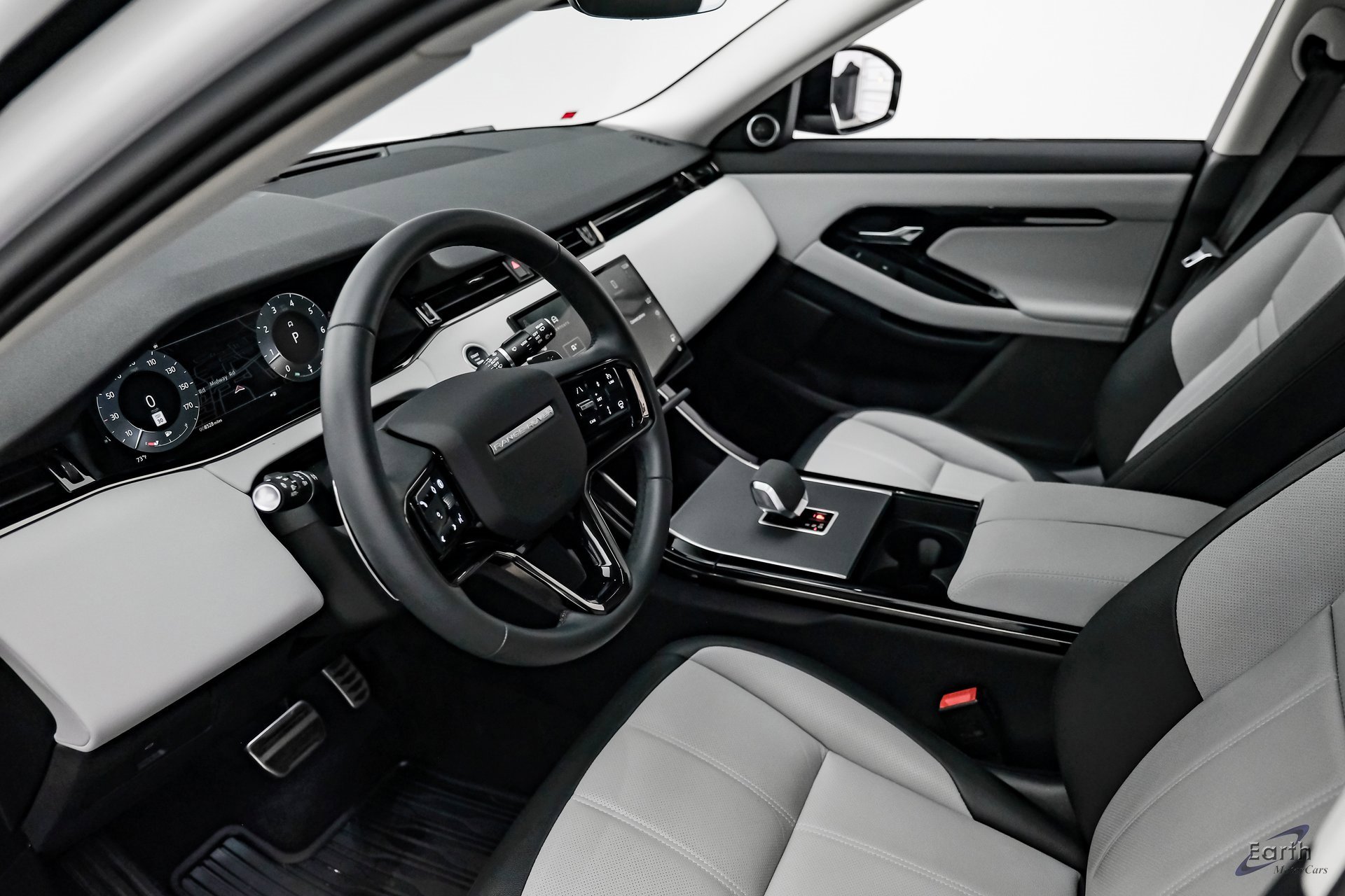 Used 2024 Land Rover Range Rover Evoque Dynamic SE image 39