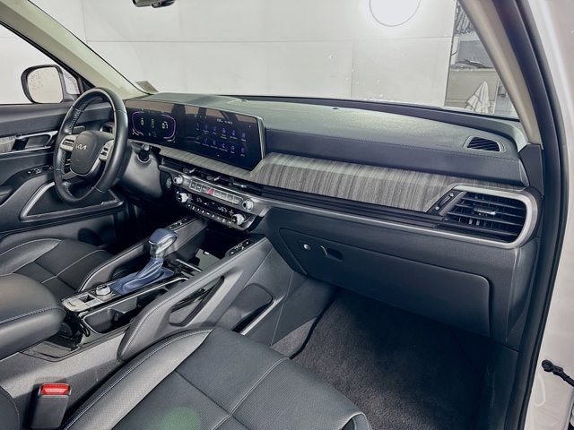 Used 2025 Kia Telluride EX AWD/4WD image 32