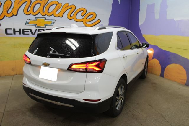 Used 2023 Chevrolet Equinox Premier AWD/4WD image 8