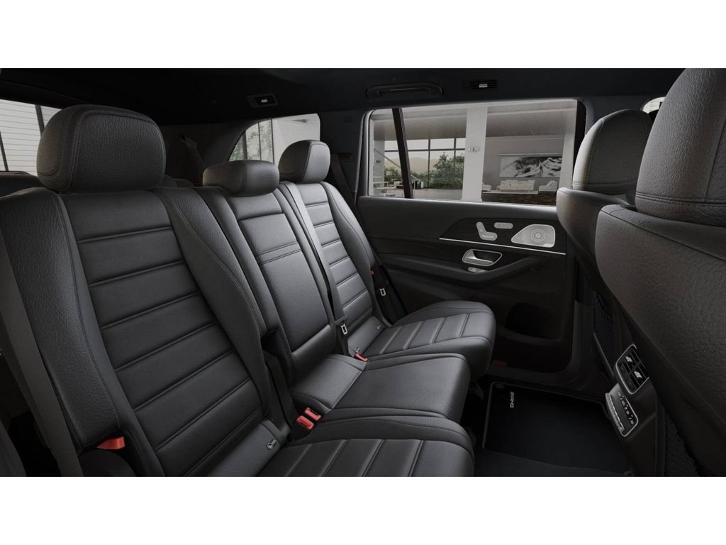 New 2026 Mercedes-Benz GLS 450 4MATIC image 5