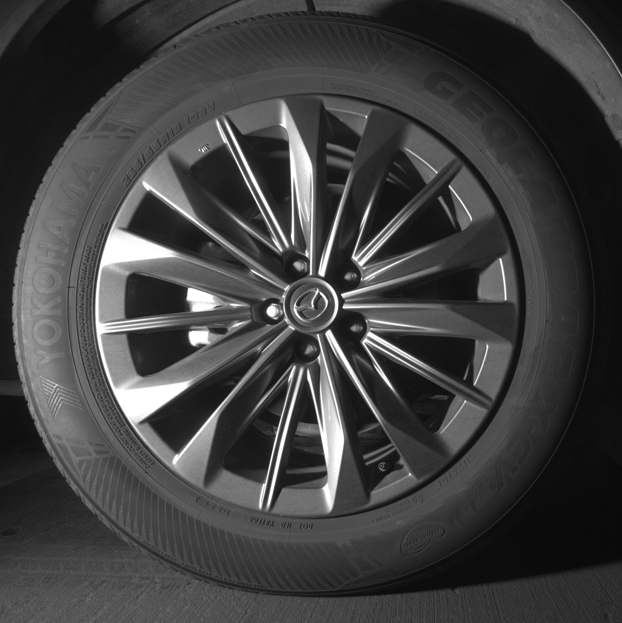 Used 2025 MAZDA CX-70 3.3 Turbo w/ Preferred Package image 13