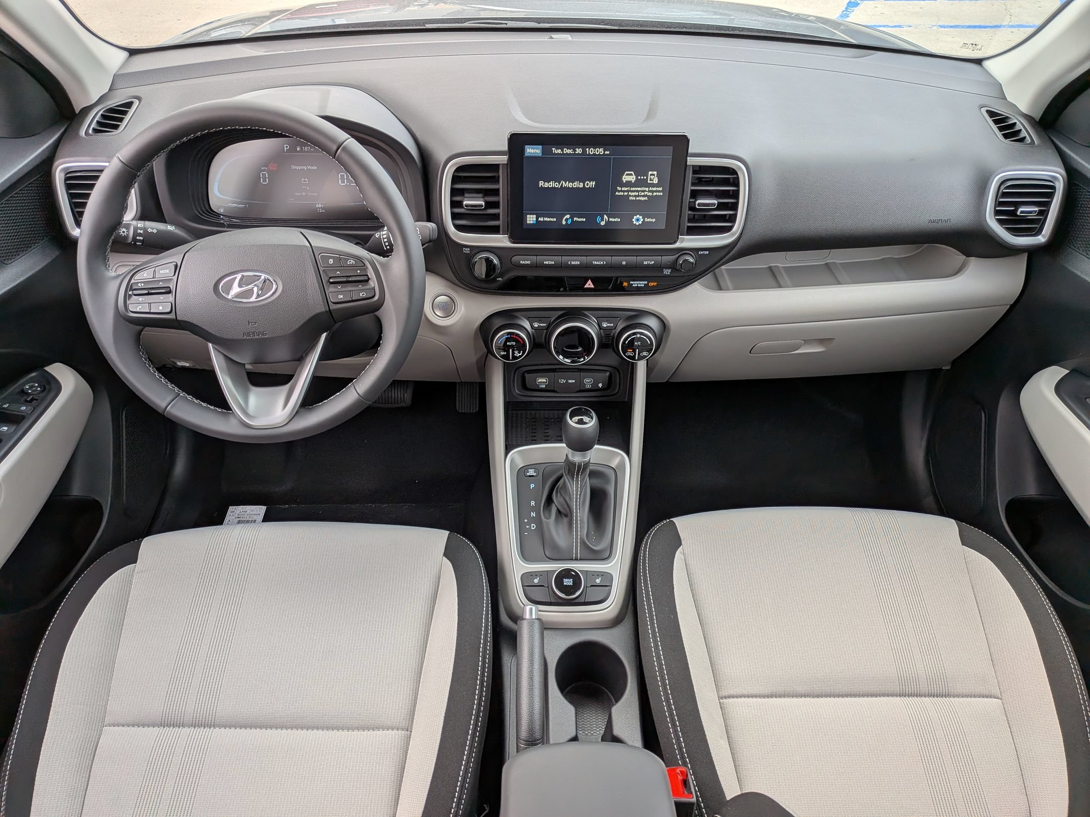 New 2026 Hyundai Venue SEL FWD image 20