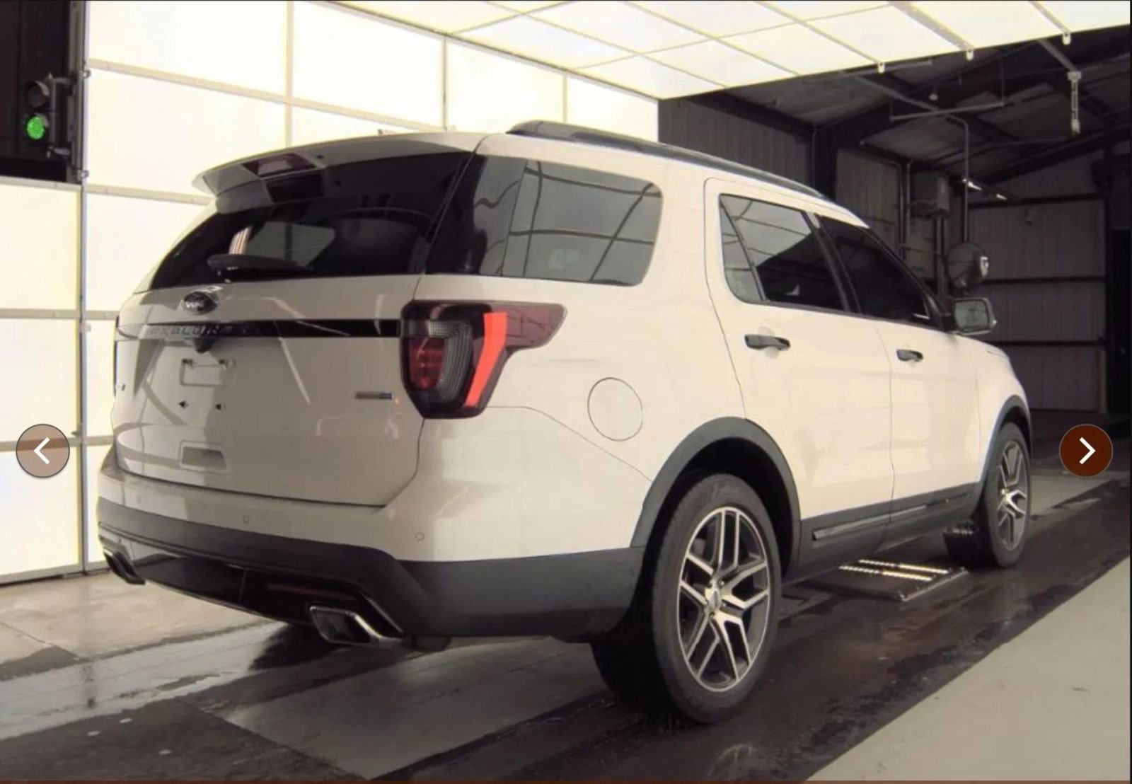 Used 2016 Ford Explorer Sport w/ Equipment Group 401A AWD/4WD image 5