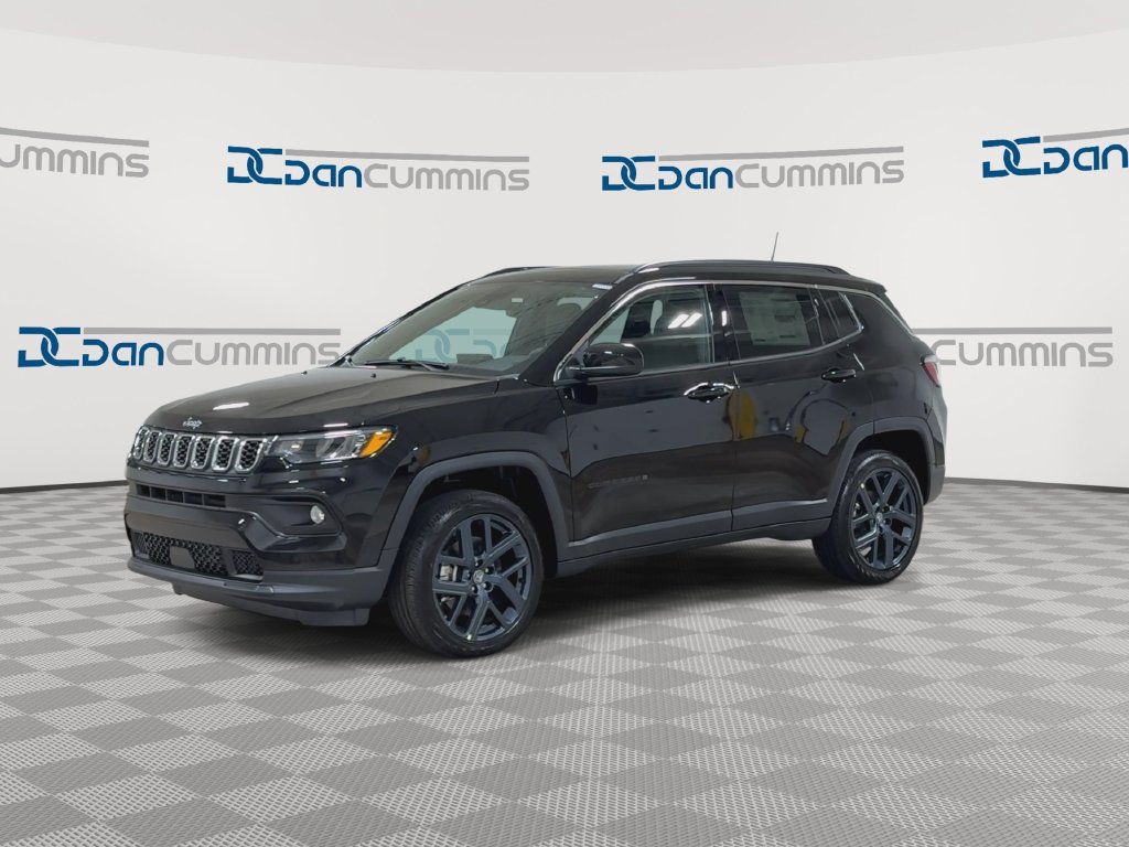 New 2026 Jeep Compass Latitude AWD/4WD image 4