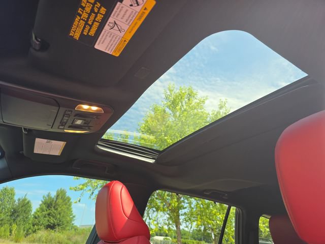 Used 2021 Toyota Highlander XSE FWD image 30
