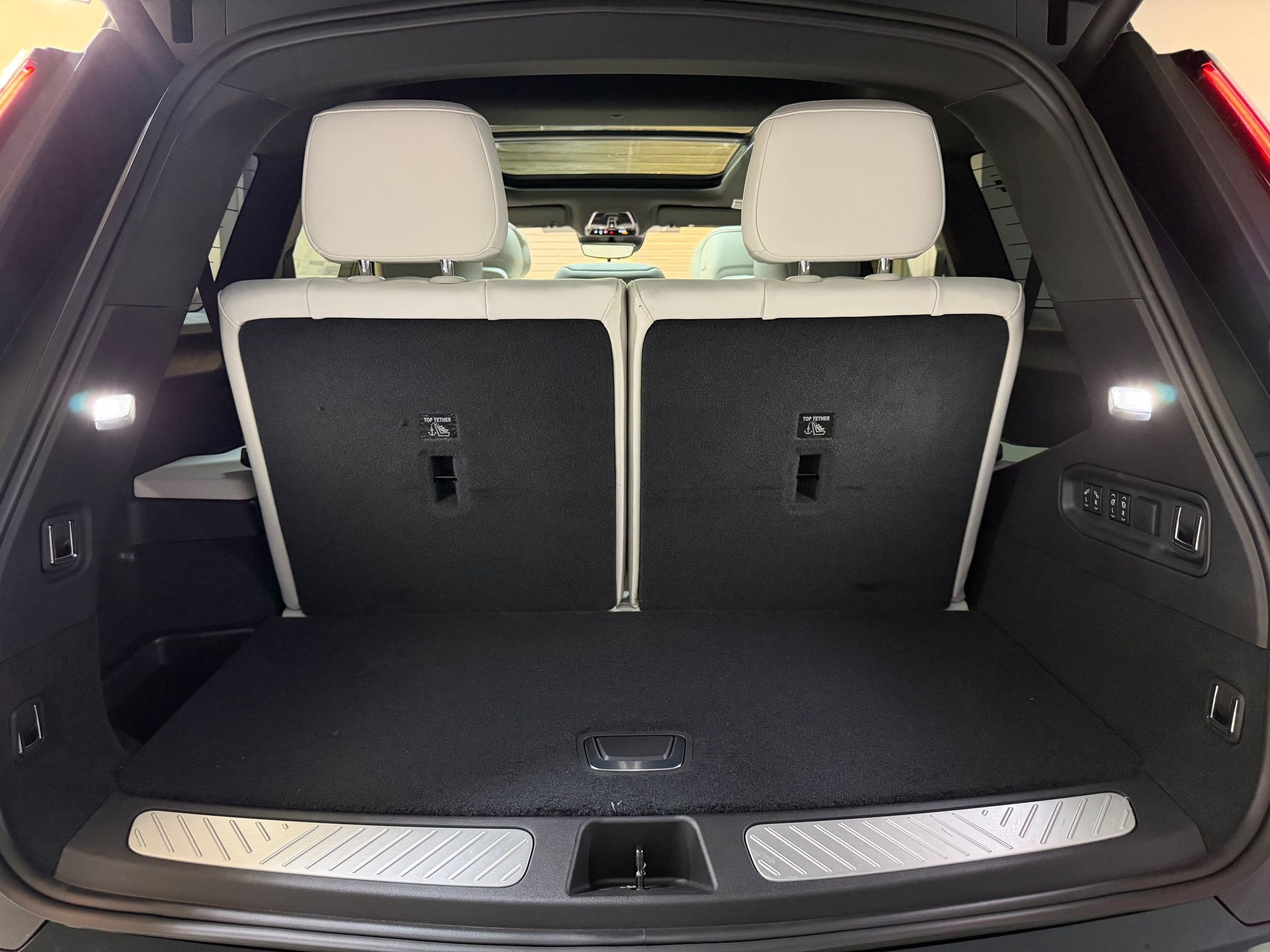 New 2026 Cadillac Vistiq Sport image 46