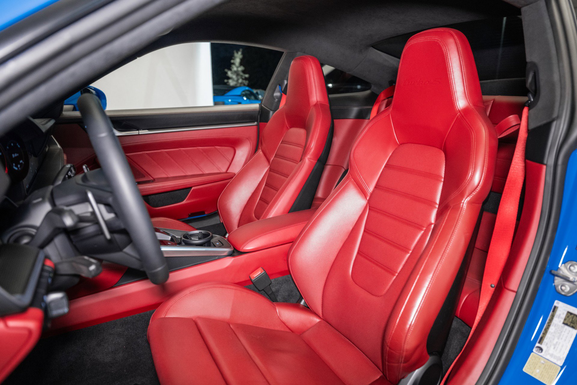 Used 2022 Porsche 911 Turbo S image 17