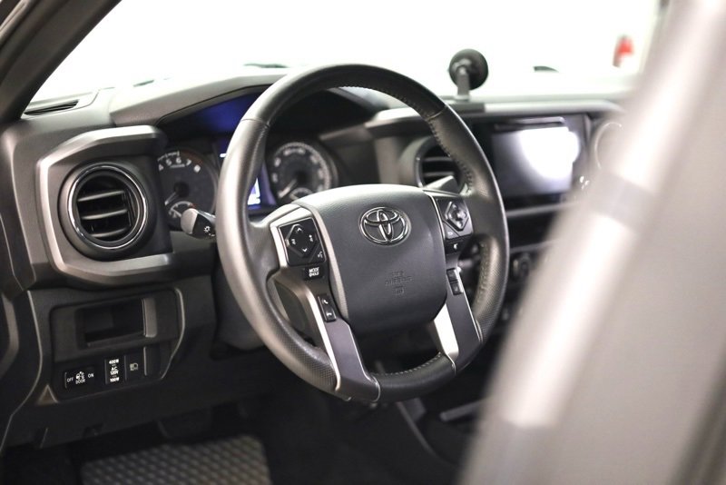 Used 2019 Toyota Tacoma TRD Off-Road w/ Four Season Floor Mat Package image 12