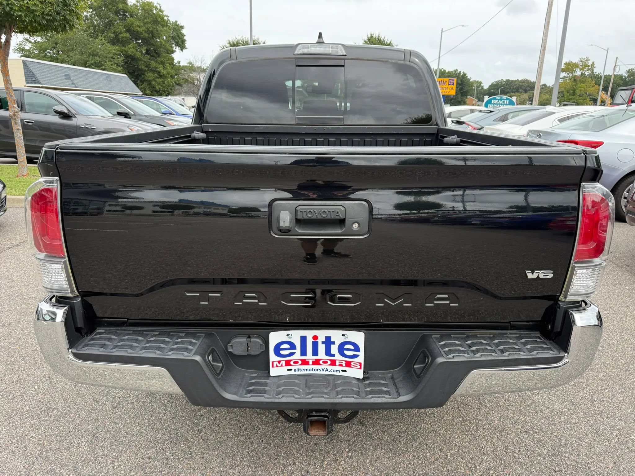 Used 2021 Toyota Tacoma TRD Off-Road AWD/4WD image 6