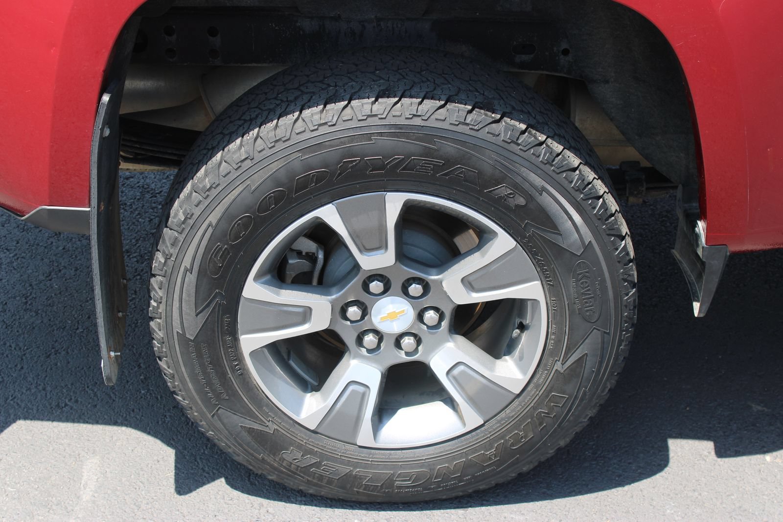 Used 2017 Chevrolet Colorado Z71 AWD/4WD image 28