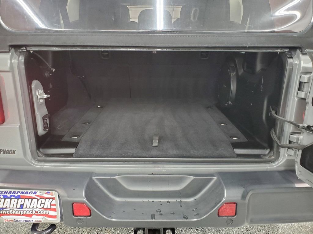 Used 2019 Jeep Wrangler Unlimited Sahara w/ Quick Order Package 24M Moab image 21