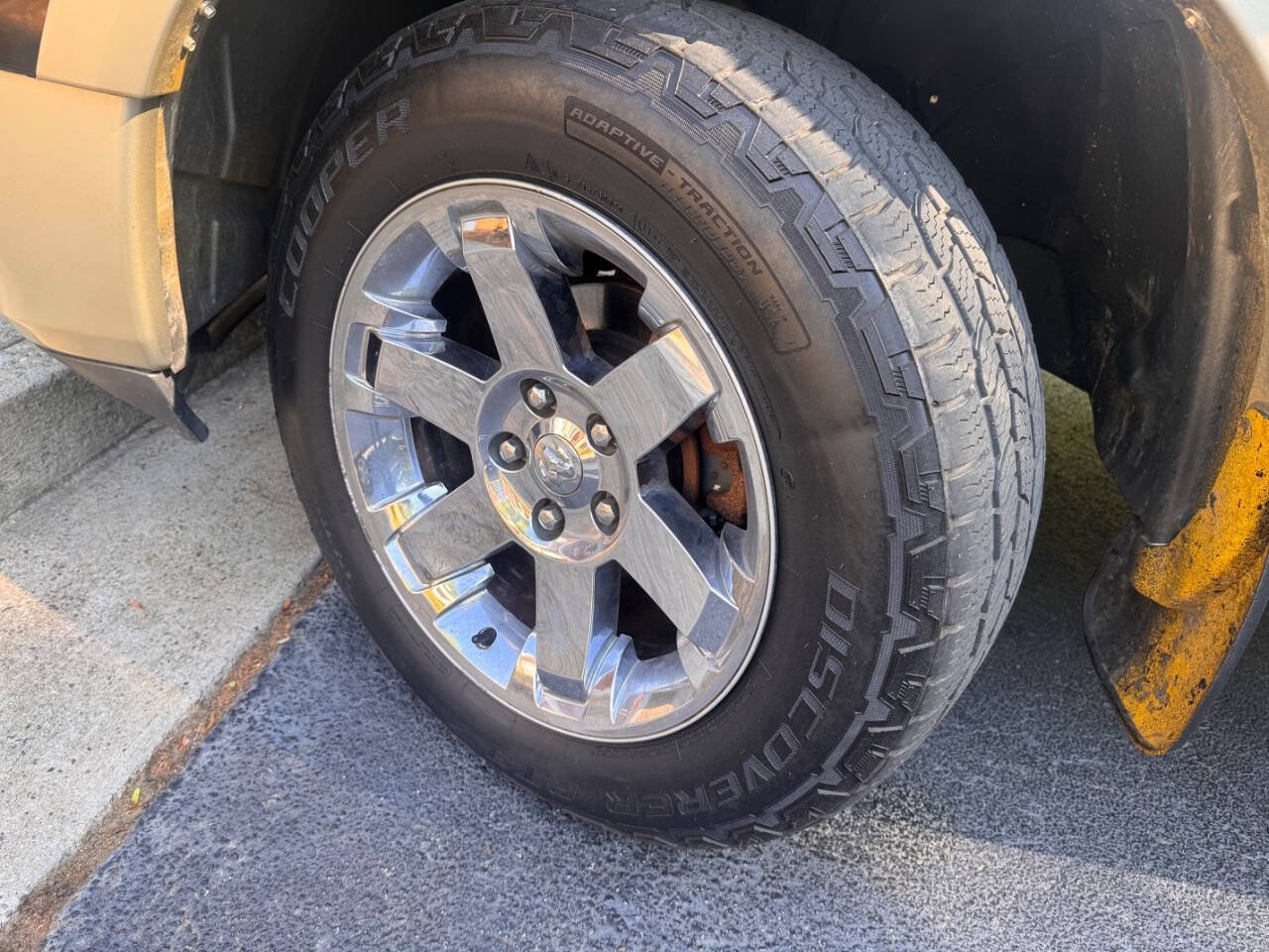 Used 2011 RAM 1500 Laramie Longhorn AWD/4WD image 12