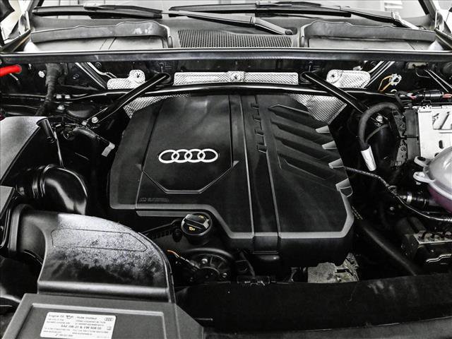 Used 2023 Audi Q5 2.0T Premium w/ Convenience Package AWD/4WD image 24