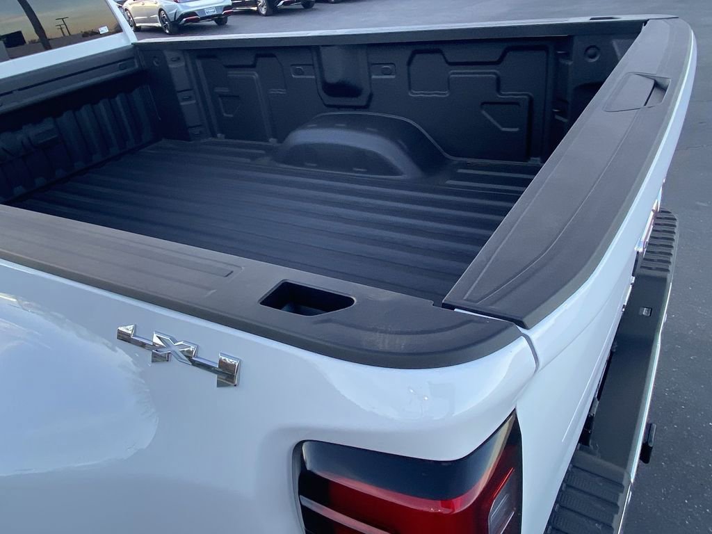 New 2026 GMC Sierra 3500 SLT w/ SLT Convenience Package image 38