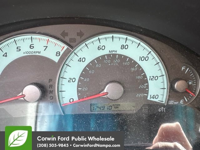 Used 2011 Toyota Camry SE w/ SE Extra-Value Pkg #1 FWD image 8