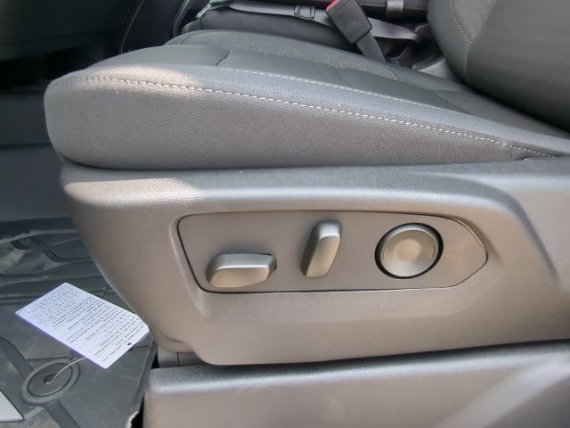 New 2026 Chevrolet Silverado 1500 LT w/ Texas Edition Plus RWD image 11