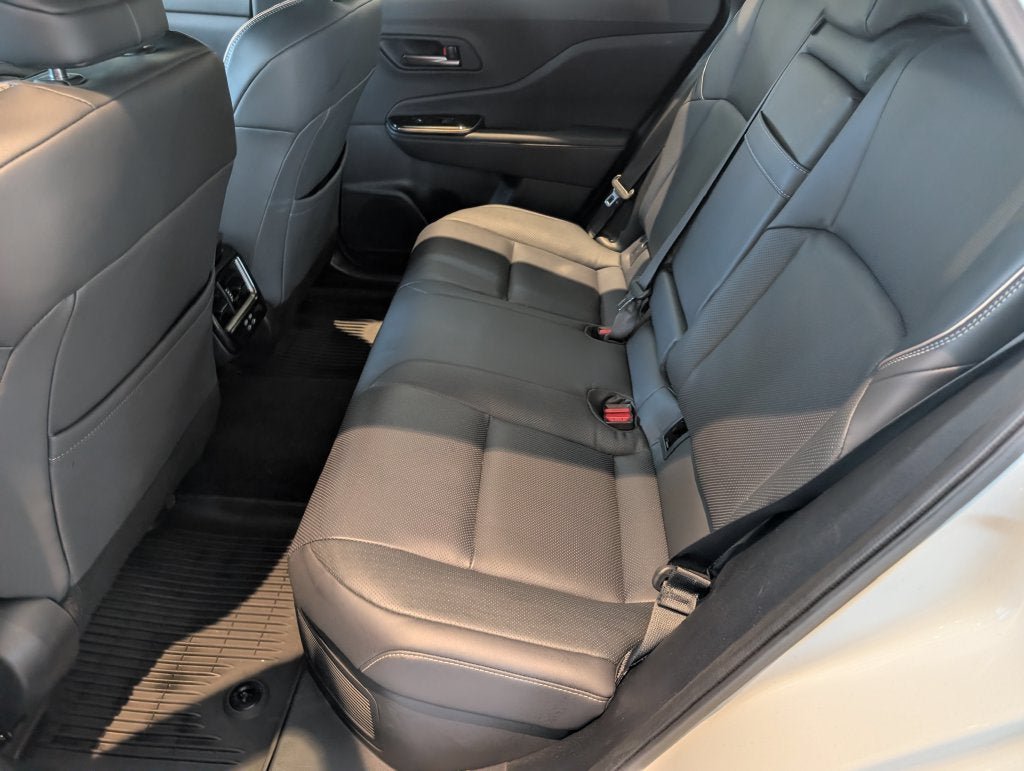 Certified 2025 Toyota Crown Signia AWD/4WD image 25