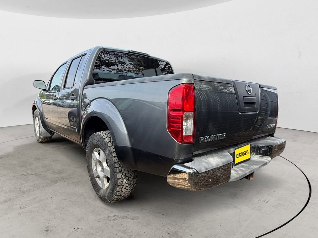 Used 2005 Nissan Frontier SE w/ (P01) Power Pkg AWD/4WD image 2