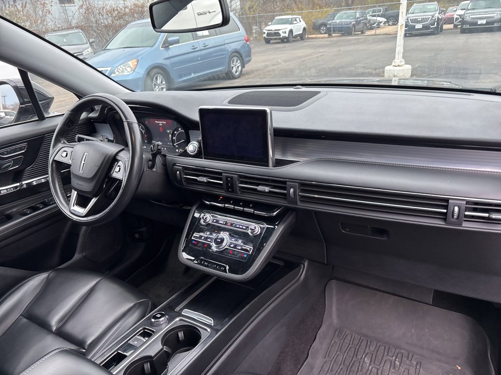 Used 2021 Lincoln Corsair AWD w/ Rear Removable Package Tray image 12