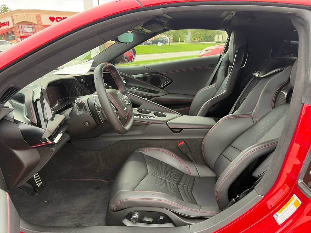 Used 2026 Chevrolet Corvette Stingray Premium Cpe RWD image 13