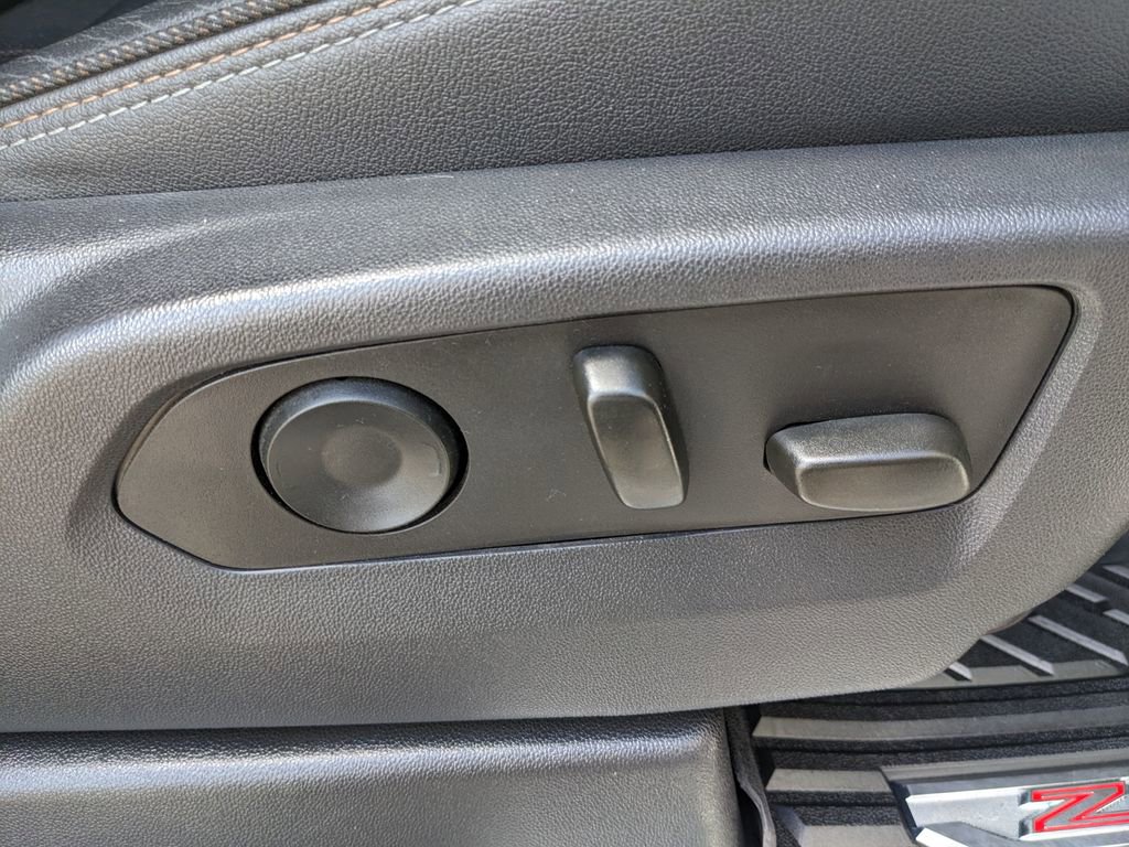 Used 2023 Chevrolet Silverado 1500 High Country w/ High Country Premium Package image 56