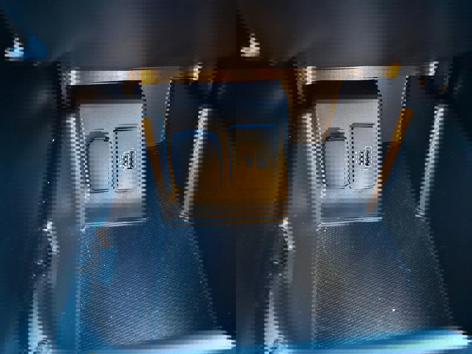 Used 2025 Ford Explorer ST w/ Sun And Sound Package image 20