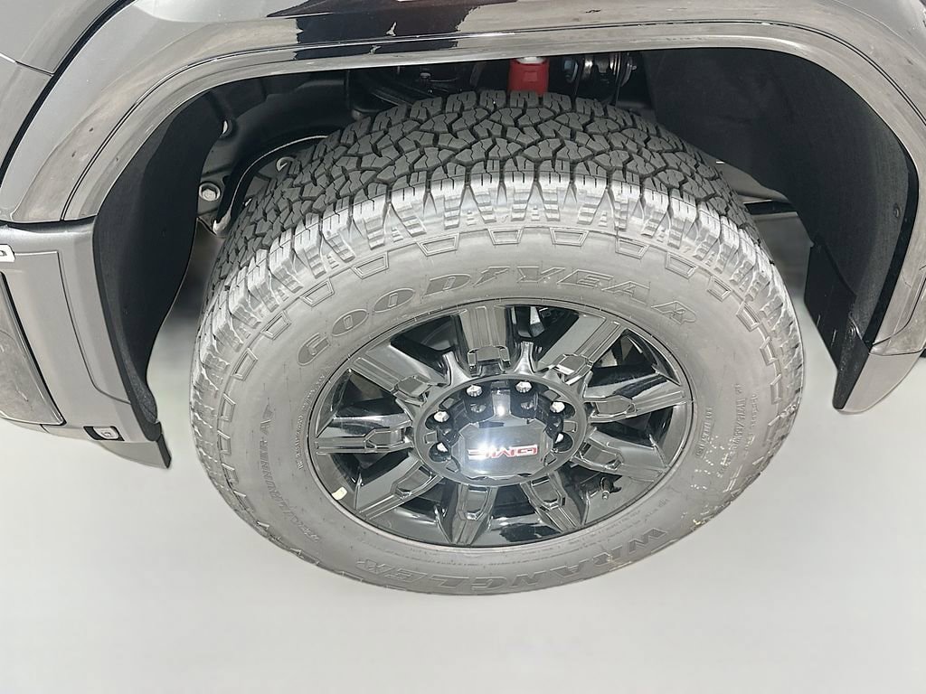New 2026 GMC Sierra 2500 AT4 w/ AT4 Premium Plus Package AWD/4WD image 11