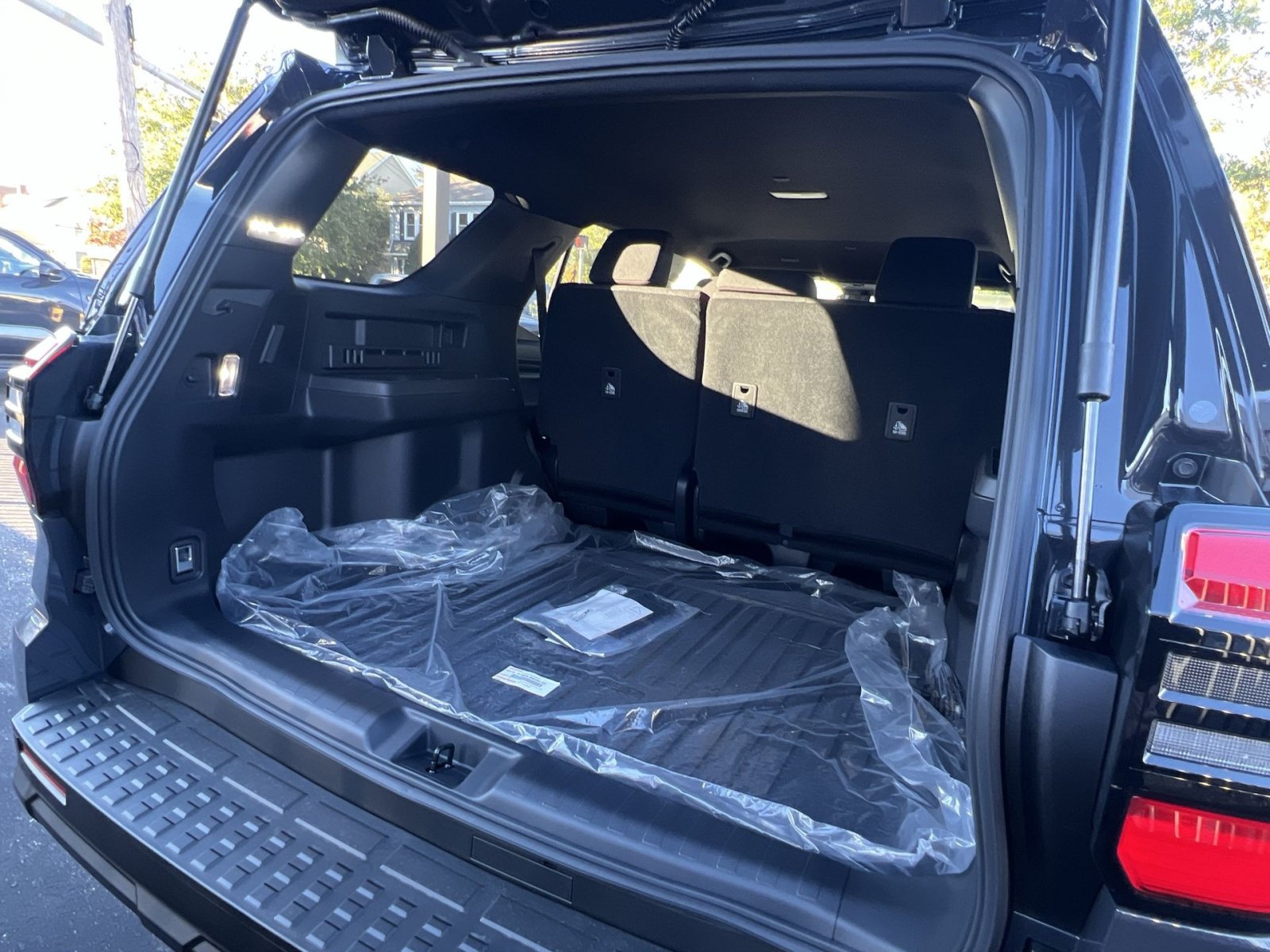 New 2026 Toyota 4Runner SR5 AWD/4WD image 17